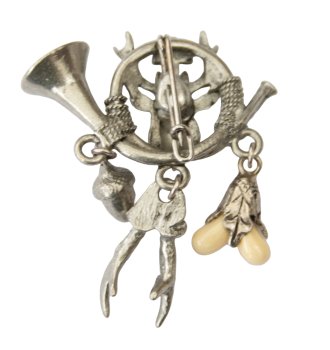 Preview: Anstecker Jagdhorn  Hirschkopf mit Kreuz, Grandl, Eichel  Hutschmuck  Anstecknadel